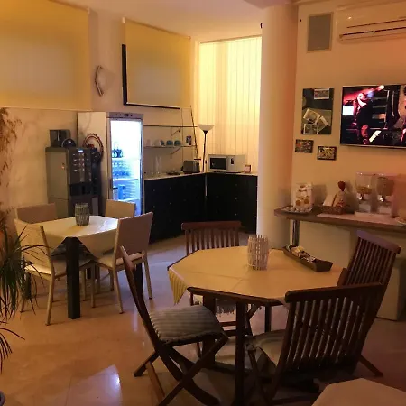 Alojamento de Acomodação e Pequeno-almoço B&B Centro Benessere Solaria Partanna